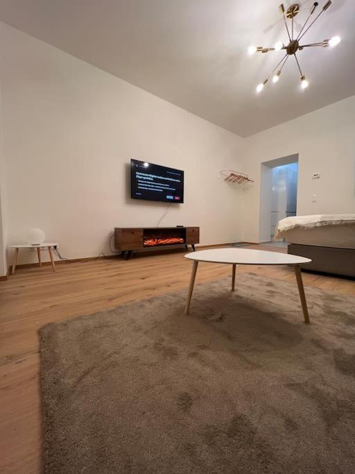 Apartment Near Hauptbahnhof - Kingsize Bed Wien Eksteriør bilde