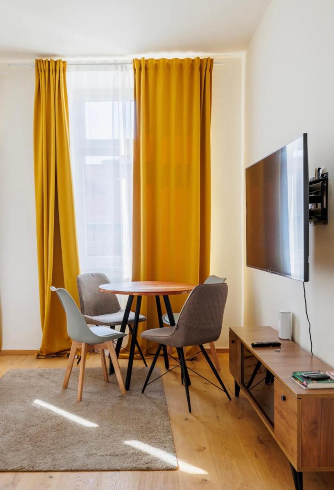 Apartment Near Hauptbahnhof - Kingsize Bed Wien Eksteriør bilde